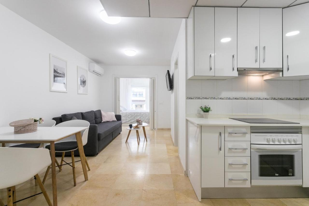 Apartamentos Aurea Pal 8 Y Gran Atenea Esperanto 5 เบนิดอร์ม ภายนอก รูปภาพ