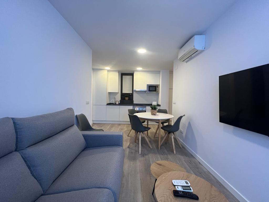 Apartamentos Aurea Pal 8 Y Gran Atenea Esperanto 5 เบนิดอร์ม ภายนอก รูปภาพ