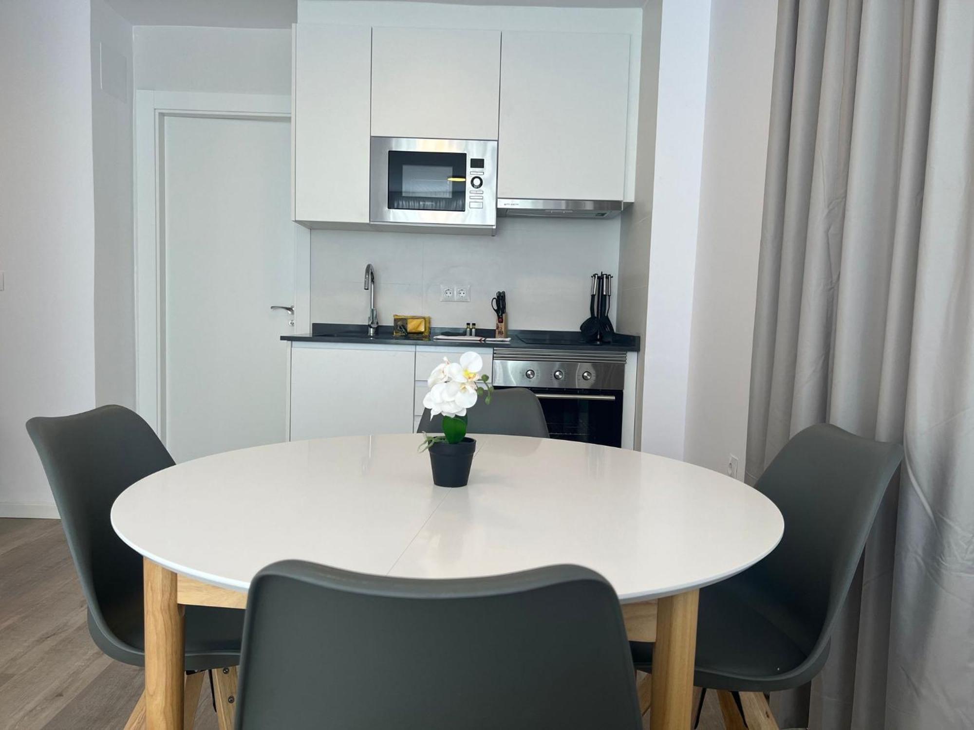 Apartamentos Aurea Pal 8 Y Gran Atenea Esperanto 5 เบนิดอร์ม ภายนอก รูปภาพ