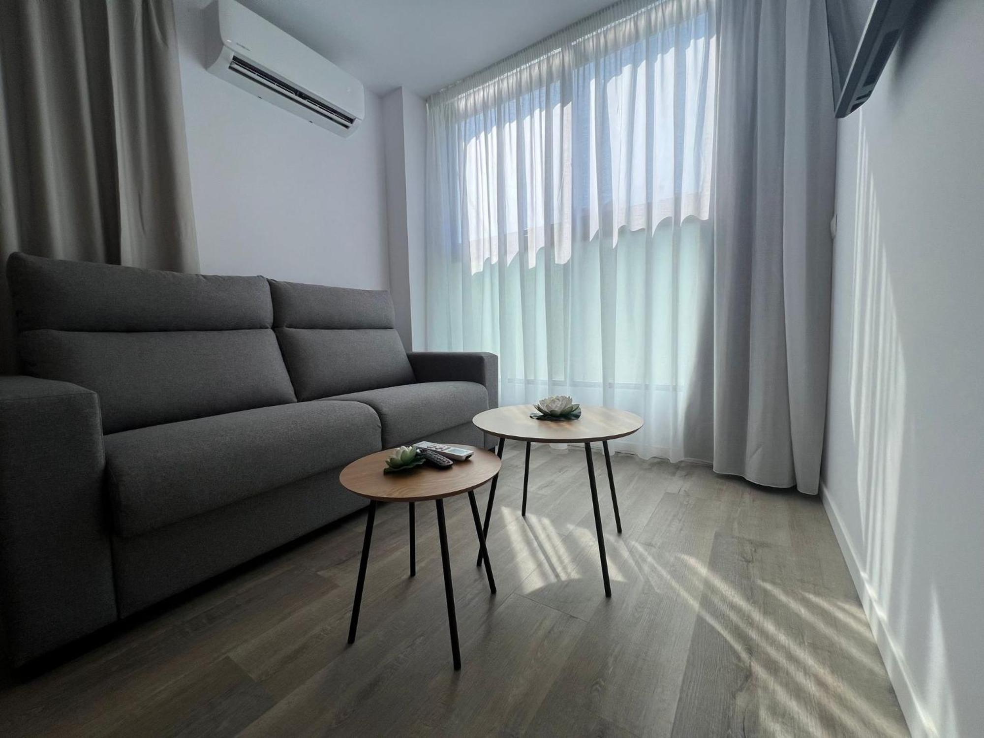 Apartamentos Aurea Pal 8 Y Gran Atenea Esperanto 5 เบนิดอร์ม ภายนอก รูปภาพ