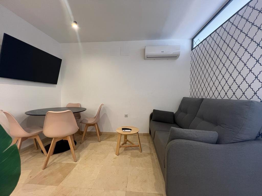 Apartamentos Aurea Pal 8 Y Gran Atenea Esperanto 5 เบนิดอร์ม ภายนอก รูปภาพ